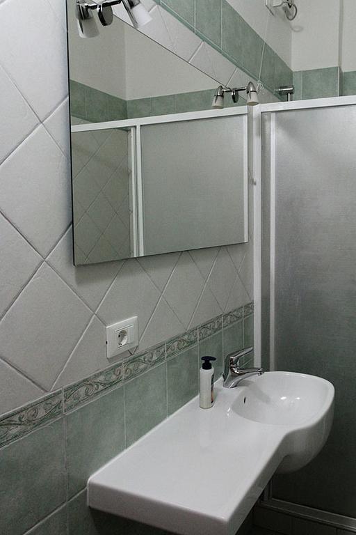 Guesthouse Stazione Pisa Centro Eksteriør bilde