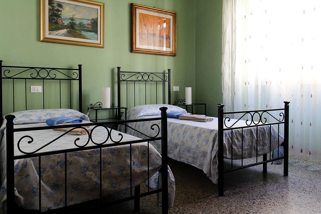 Guesthouse Stazione Pisa Centro Eksteriør bilde